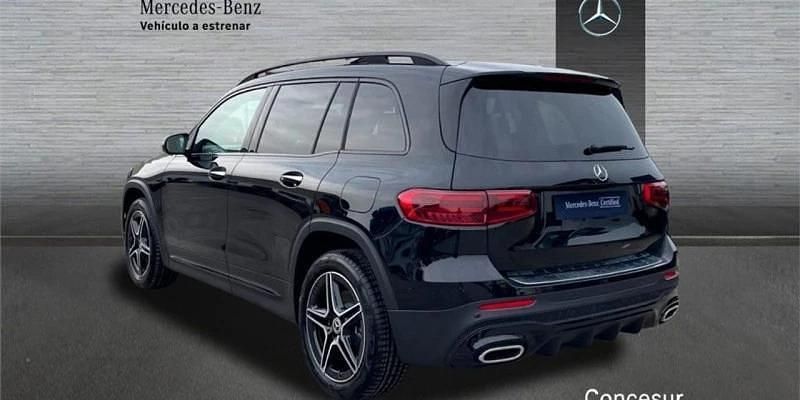 Nuevo Mercedes GLB200 150 CV (110 kW) 2026 Negro SUV