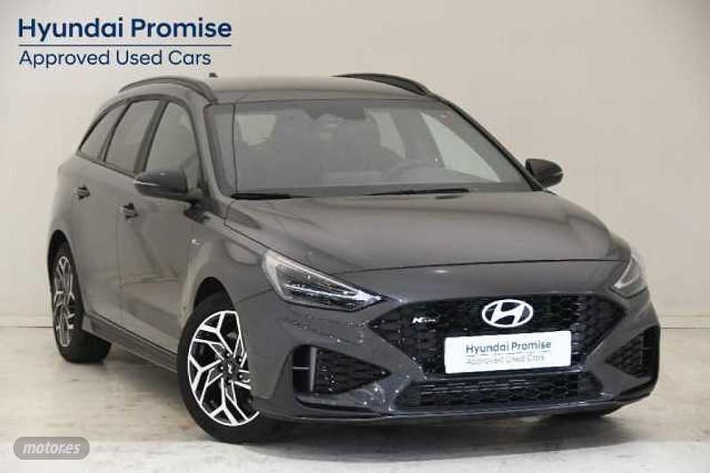 Usado Hyundai i30 N Line 99 CV (72 kW) 2024 Ecotronic gray Familiar