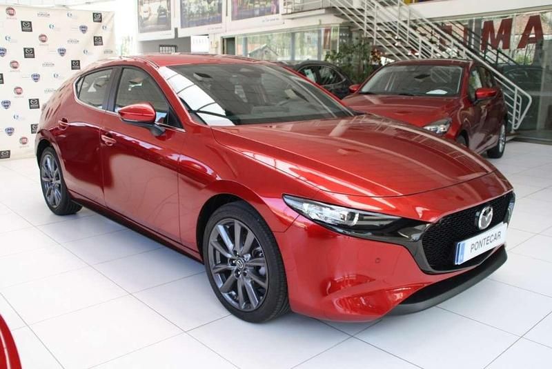Usado Mazda 3 Center-Line 140 CV (102 kW) 2025 Rojo Utilitario
