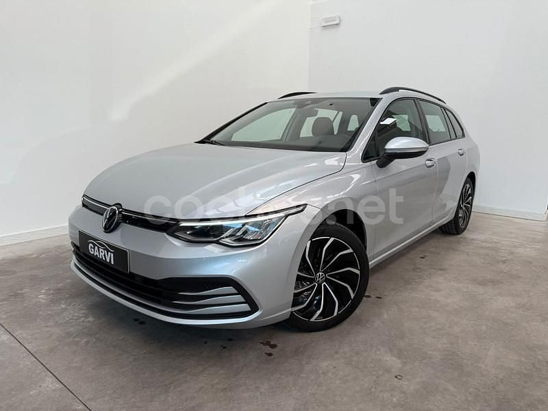 Gris / plata Usado 2022 VW Golf VIII R-line Familiar | 19.990 € (Precio justo) - Imagen 1/4