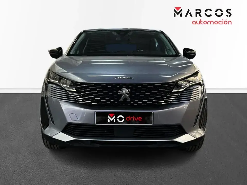 Usado Peugeot 3008 Active 130 CV (95 kW) 2022 SUV