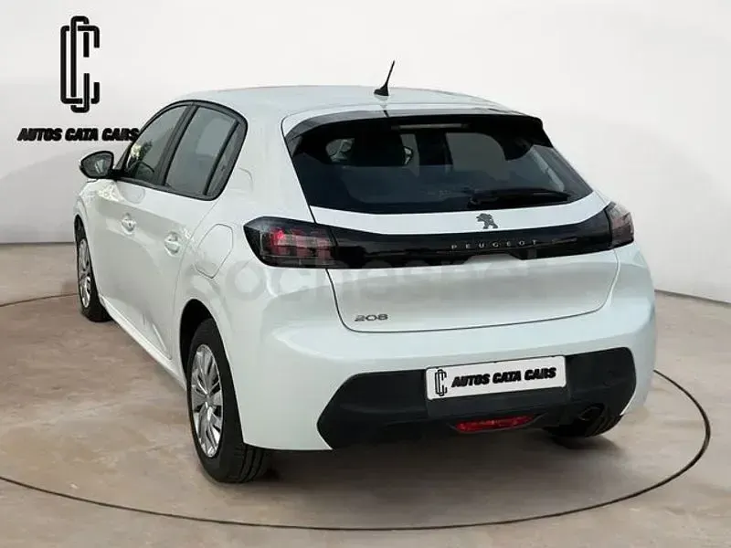 Usado Peugeot 208 Active 100 CV (73 kW) 2021 Blanco Utilitario
