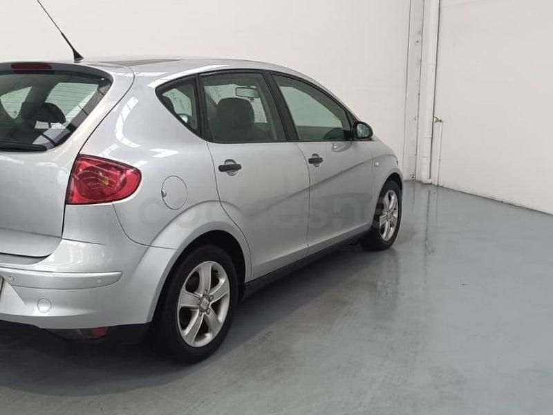 Usado Seat Altea Stylance 105 CV (77 kW) 2007 Gris / plata Monovolumen