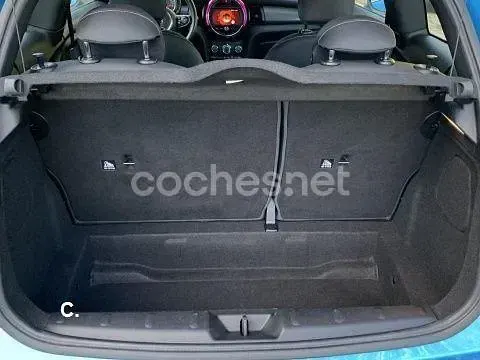 Usado Mini Cooper D 116 CV (85 kW) 2019 Azul Utilitario