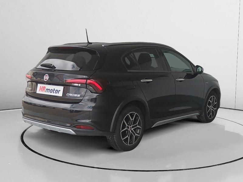 Usado Fiat Tipo Cross 102 CV (75 kW) 2021 Negro Utilitario