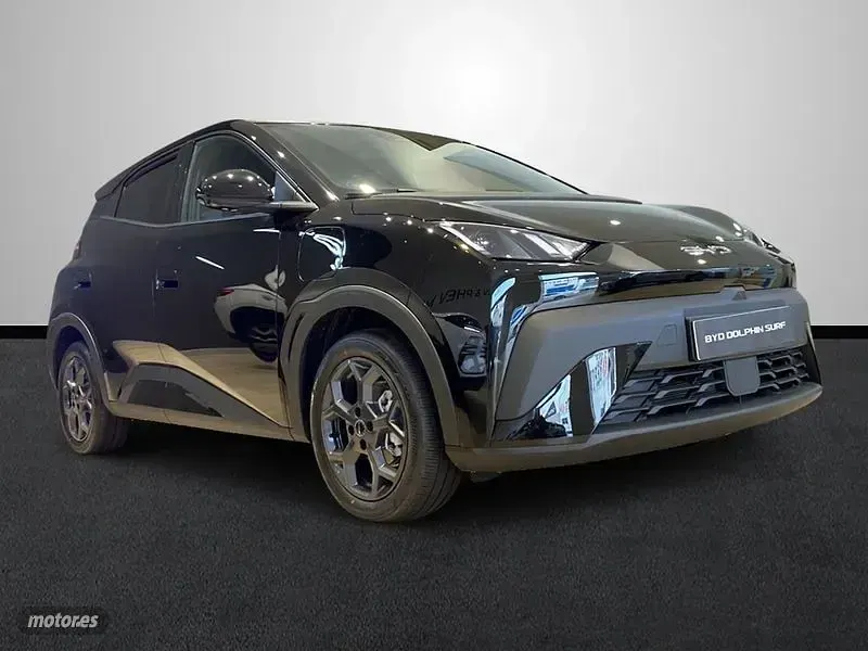 Nuevo BYD Dolphin Surf Comfort 114 kW (156 CV) 2026 Negro Utilitario
