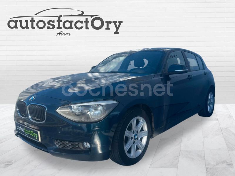 Verde Usado 2013 BMW 118 Utilitario | 8990 € (Precio justo) - Imagen 1/4