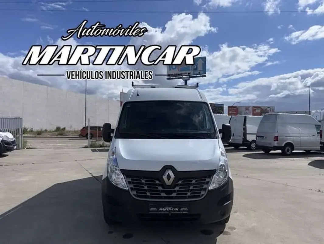 Usado Renault Master 110 CV (80 kW) 2018 Blanco Van