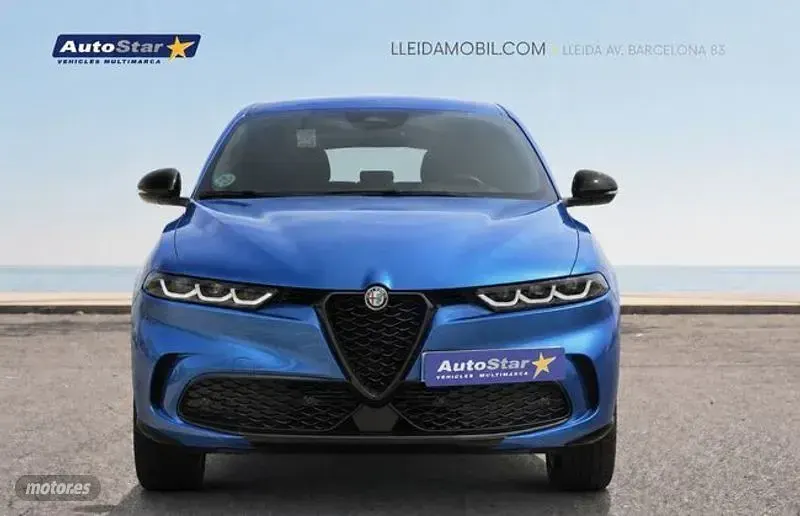 Usado Alfa Romeo Tonale Sprint 130 CV (95 kW) 2024 Azul SUV