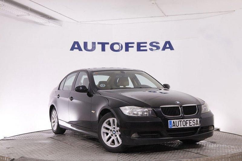 Usado BMW 318 122 CV (89 kW) 2008 Negro Berlina
