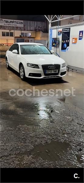 Usado Audi A4 143 HP (105 kW) 2009 Branco Sedan