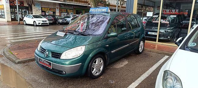 Usado Renault Scénic II Dynamique 115 CV (84 kW) 2004 Verde Monovolumen