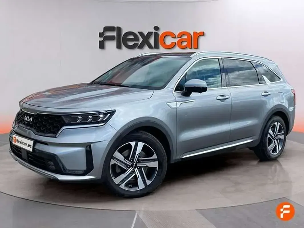 Usado Kia Sorento 194 CV (142 kW) 2023 Gris SUV