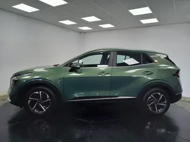Usado Kia Sportage 150 CV (110 kW) 2022 Verde SUV