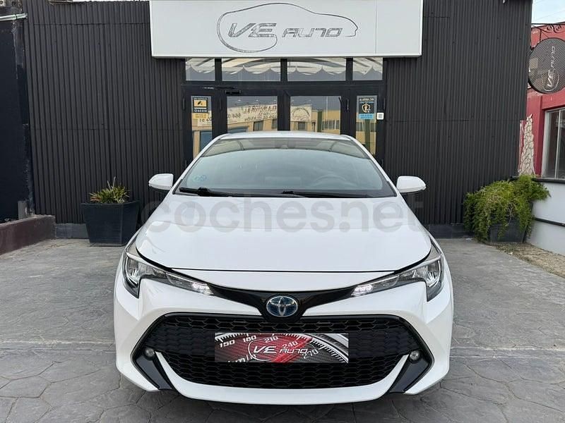Usado Toyota Corolla Active 122 CV (89 kW) 2020 Blanco Berlina