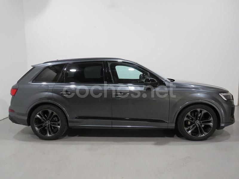 Usado Audi Q7 286 CV (210 kW) 2025 Gris / plata SUV