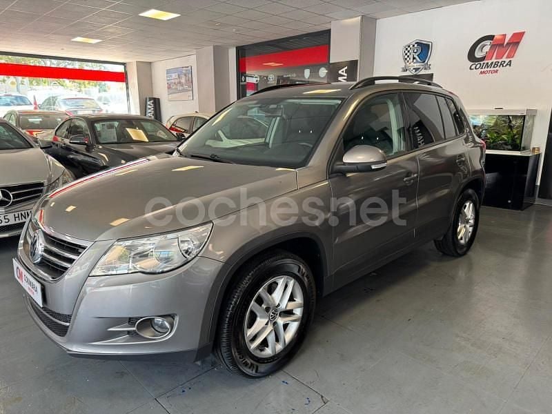 Gris / plata Usado 2012 VW Tiguan SUV | 8990 € (Precio justo) - Imagen 1/4