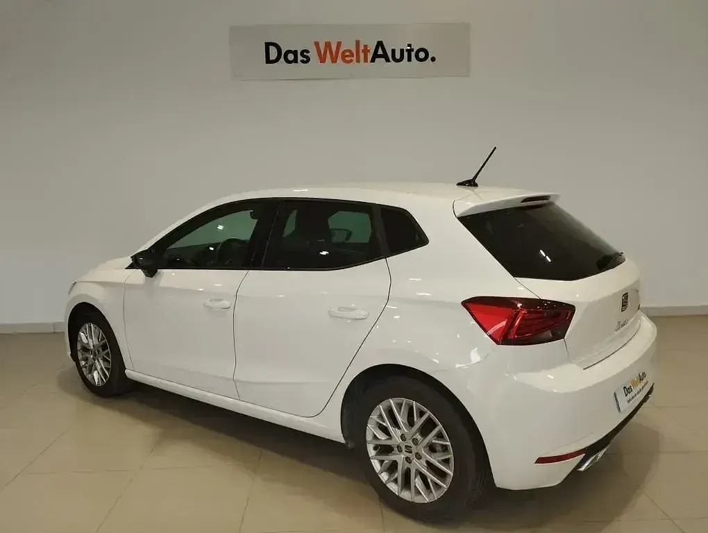 Usado Seat Ibiza FR 110 CV (80 kW) 2024 Otro Utilitario