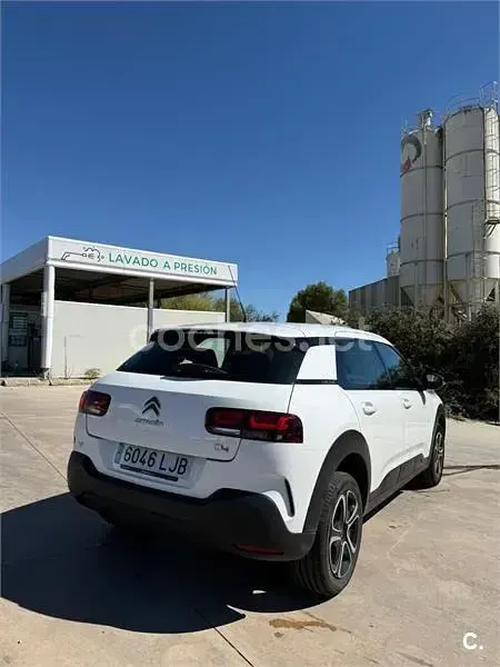 Usado Citroën C4 Feel 110 CV (80 kW) 2020 Blanco Berlina