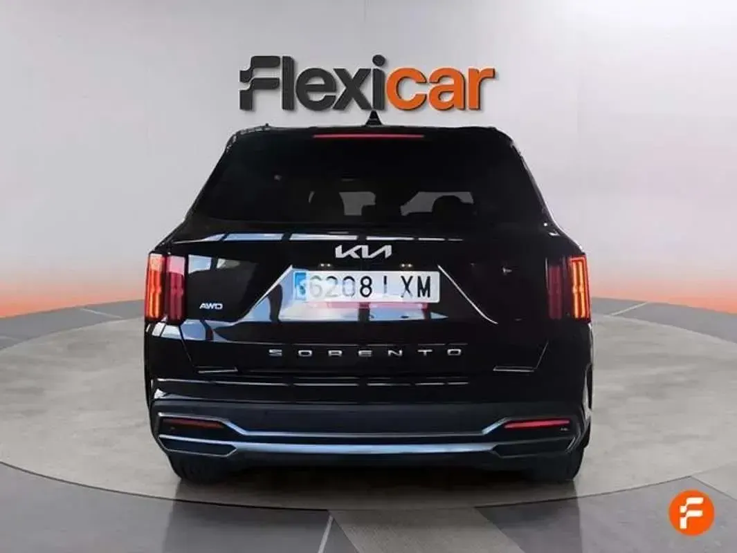 Usado Kia Sorento 203 CV (149 kW) 2022 Negro SUV