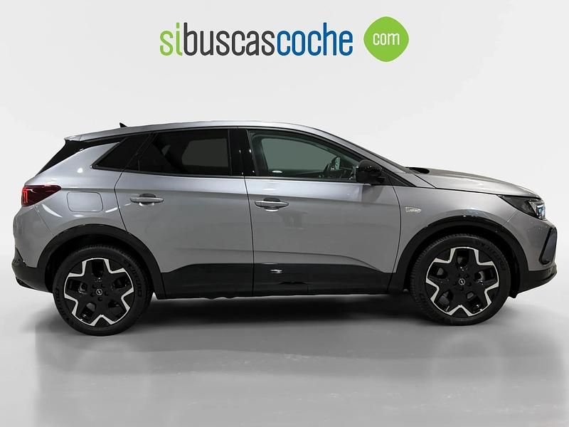 Usado Opel Grandland X GS Line 225 CV (165 kW) 2023 Gris/plata SUV