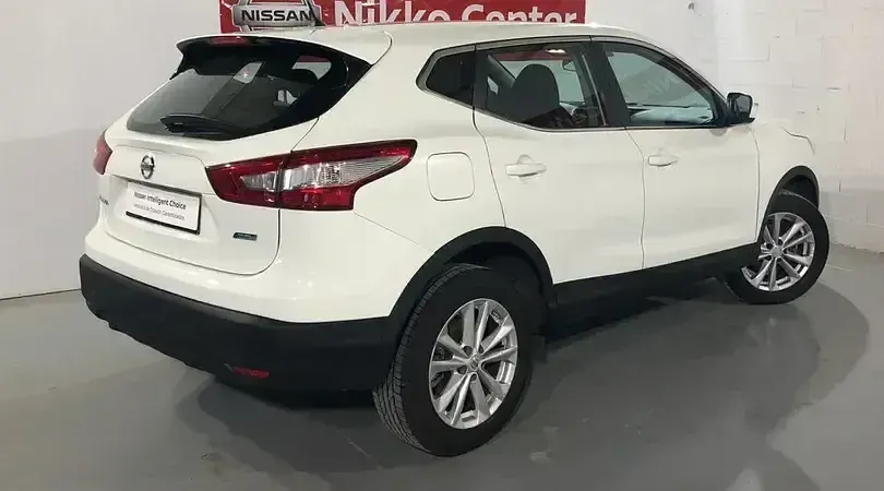 Usado Nissan Qashqai 110 CV (80 kW) 2015 Blanco everest (soli SUV