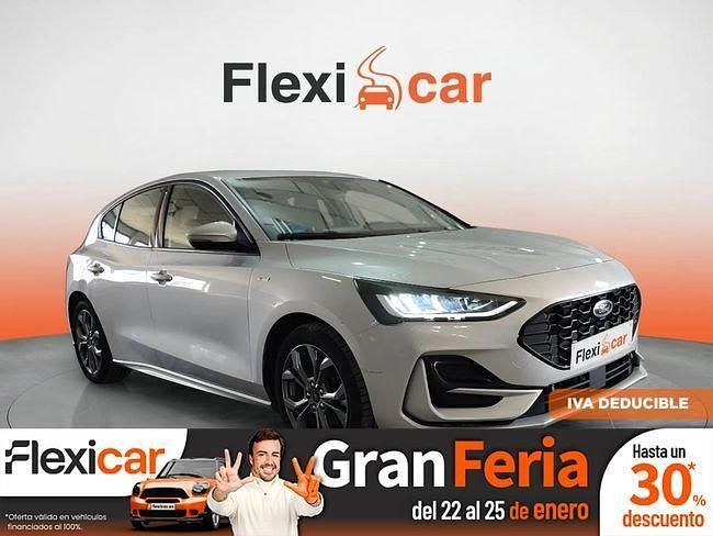 Gris Usado 2023 Ford Focus ST-Line Berlina | 19.190 € (Precio justo) - Imagen 1/4