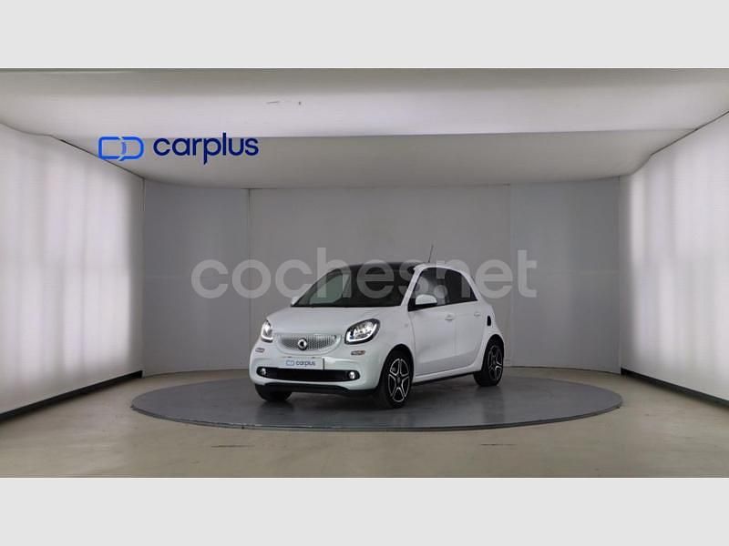 Blanco (solid) Usado 2019 Smart ForFour Utilitario | 14.690 € (Un poco caro) - Imagen 1/4