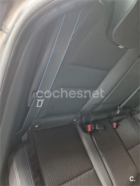 Usado Renault Austral Iconic Esprit Alpine 200 CV (147 kW) 2022 Gris / plata SUV