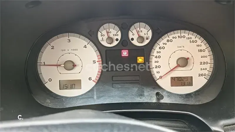 Usado Seat Leon FR 150 CV (110 kW) 2005 Negro Utilitario