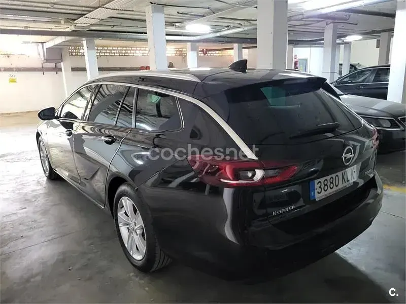Usado Opel Insignia Excellence 170 CV (125 kW) 2018 Negro Familiar