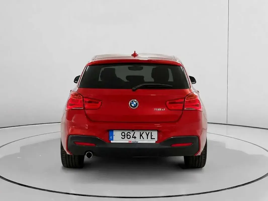 Usado BMW 116 M Sport 116 CV (85 kW) 2019 Rojo Utilitario