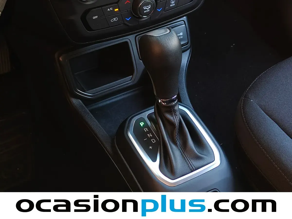 Usado Jeep Renegade Altitude 130 CV (95 kW) 2024 Azul SUV