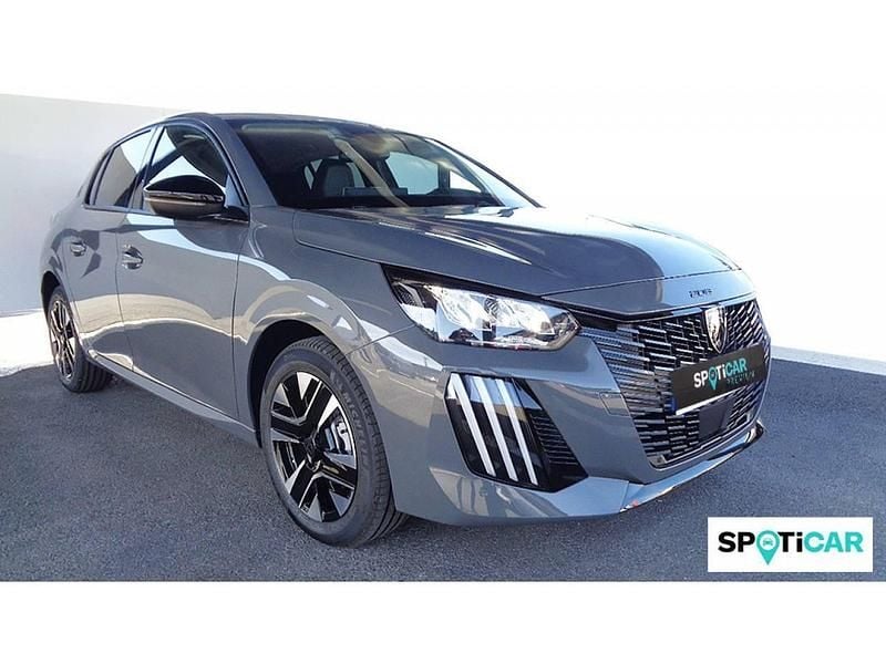 Usado Peugeot 208 Allure 100 CV (73 kW) 2025 Gris Utilitario