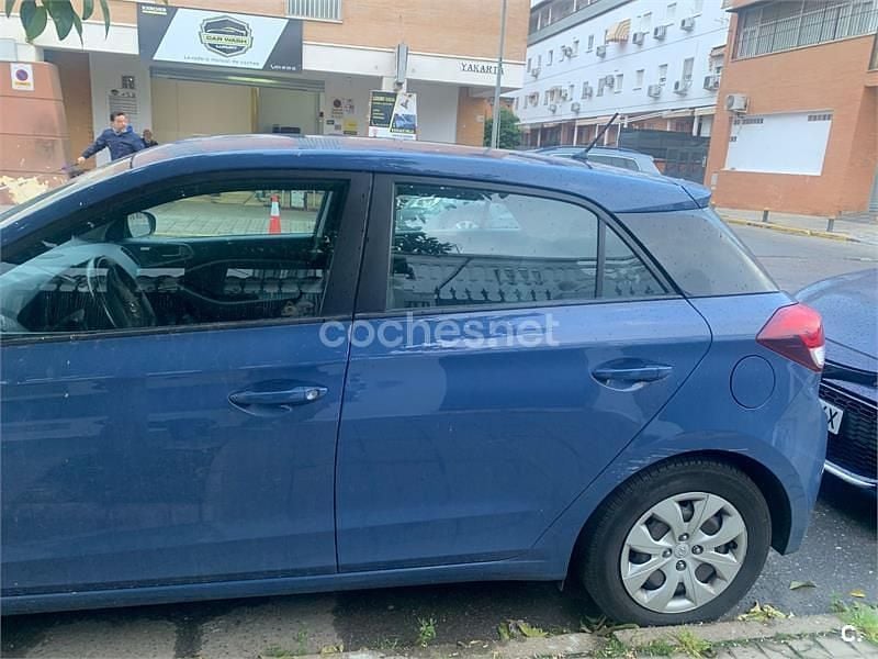 Occasion Hyundai i20 84 ch (61 kW) 2018 Bleue Berline