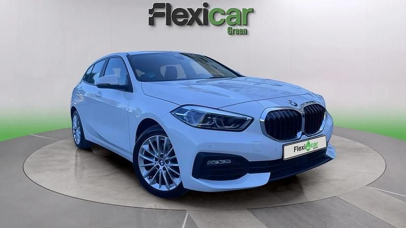 Usado BMW 118 140 CV (102 kW) 2020 Blanco Utilitario