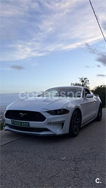 Usado Ford Mustang Fastback 291 CV (214 kW) 2021 Blanco Coupe