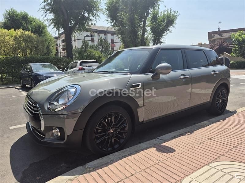 Gris / plata Usado 2019 Mini Cooper Clubman Familiar | 18.900 € (Precio justo) - Imagen 1/4
