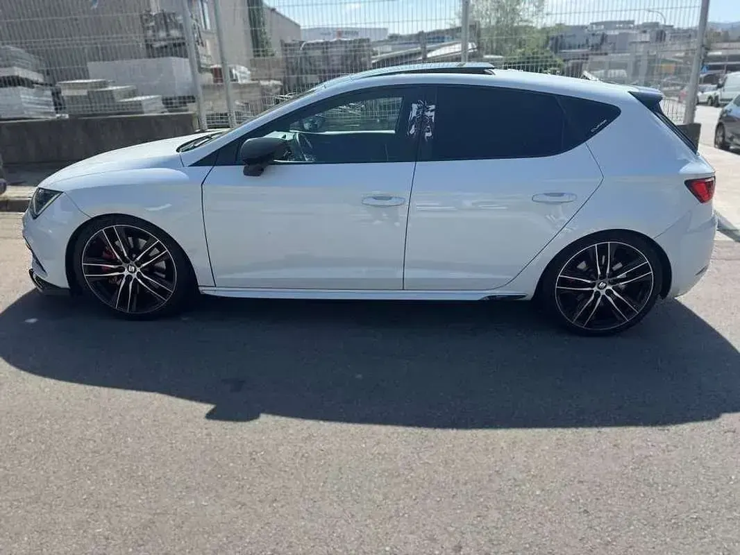 Usado Seat Leon CUPRA 300 CV (220 kW) 2017 Blanco Utilitario