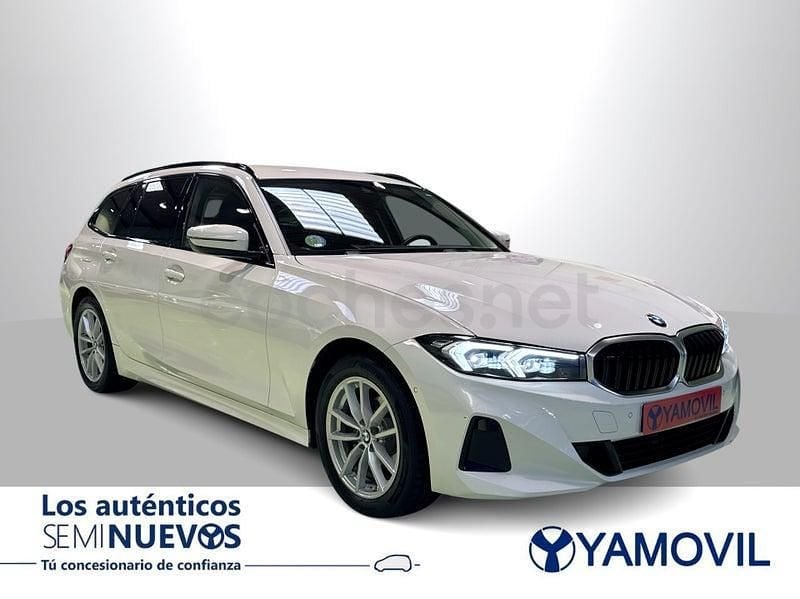 Usado BMW 318 Shadowline 150 CV (110 kW) 2023 Blanco Familiar