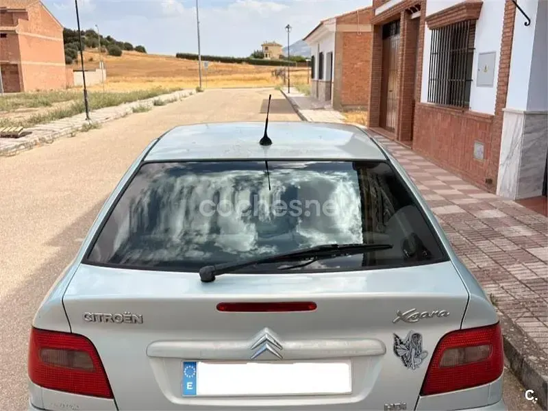 Usado Citroën Xsara 90 CV (66 kW) 2003 Verde Berlina