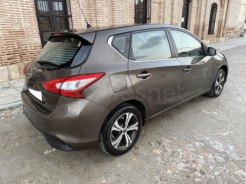 Usado Nissan Pulsar N-Connecta 115 CV (84 kW) 2015 Marrón Utilitario