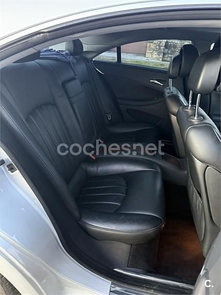 Usado Mercedes CLS350 272 CV (200 kW) 2005 Gris / plata Berlina