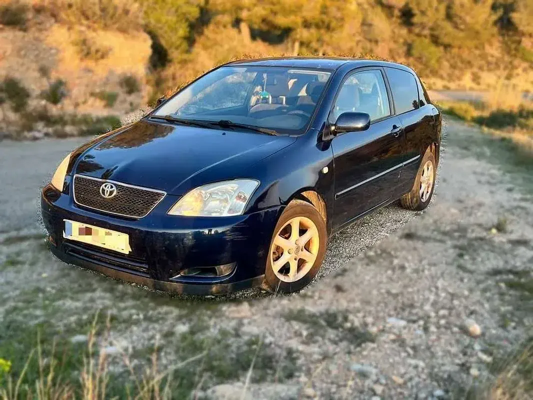 Usado Toyota Corolla Sol 116 CV (85 kW) 2004 Azul Utilitario