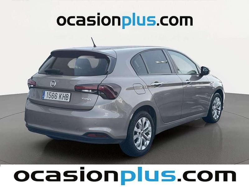 Usado Fiat Tipo Easy 95 CV (69 kW) 2018 Beige Utilitario