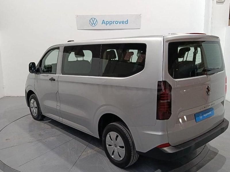 Usado VW Caravelle 110 CV (80 kW) 2025 Gris / plata Monovolumen