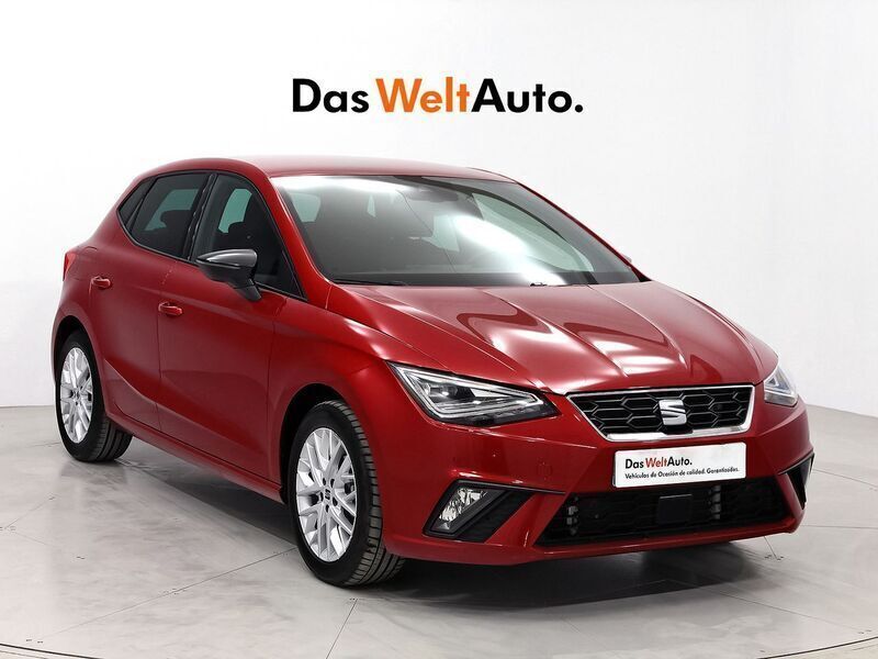 Rojo Usado 2024 Seat Ibiza FR Berlina | 18.900 € (Un poco caro) - Imagen 1/4