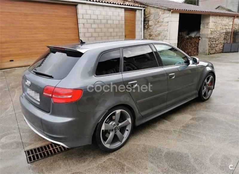 Usado Audi RS3 340 CV (250 kW) 2011 Gris / plata Berlina