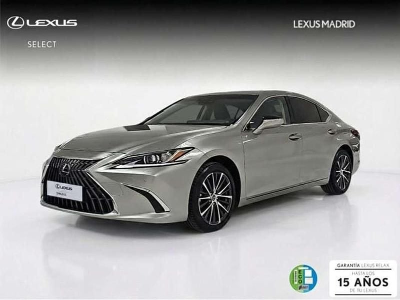 Usado Lexus ES300 218 CV (160 kW) 2025 Plateado Berlina