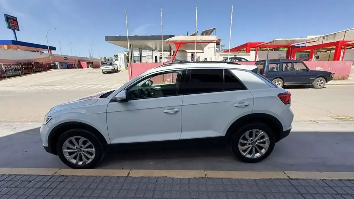 Usado VW T-Roc Advance 150 CV (110 kW) 2022 Blanco SUV